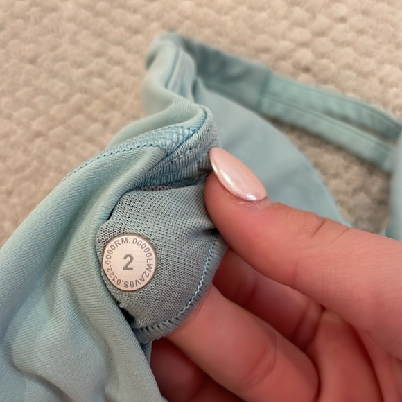 Lululemon long line energy sports bra! Great condition just don’t wear! - Picture 3 of 3